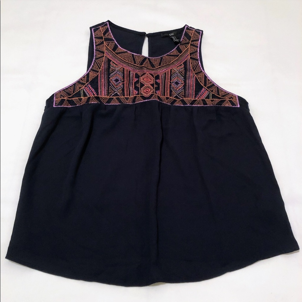 Forever21 Embroidered Flowy Tunic